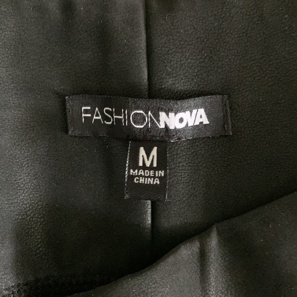 Fashion Nova faux Leather Leggings - Picture 4 of 4